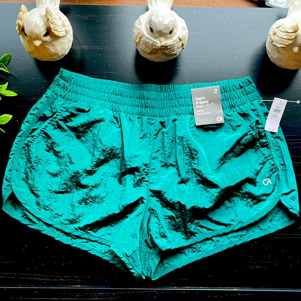 Gap Fit G Sprint Shorts